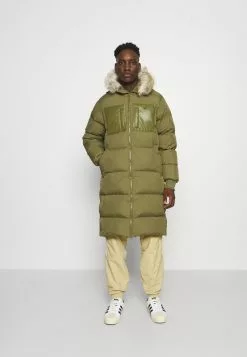 Adidas Originals PUFF LONG - Daunenmantel - Focus Olive